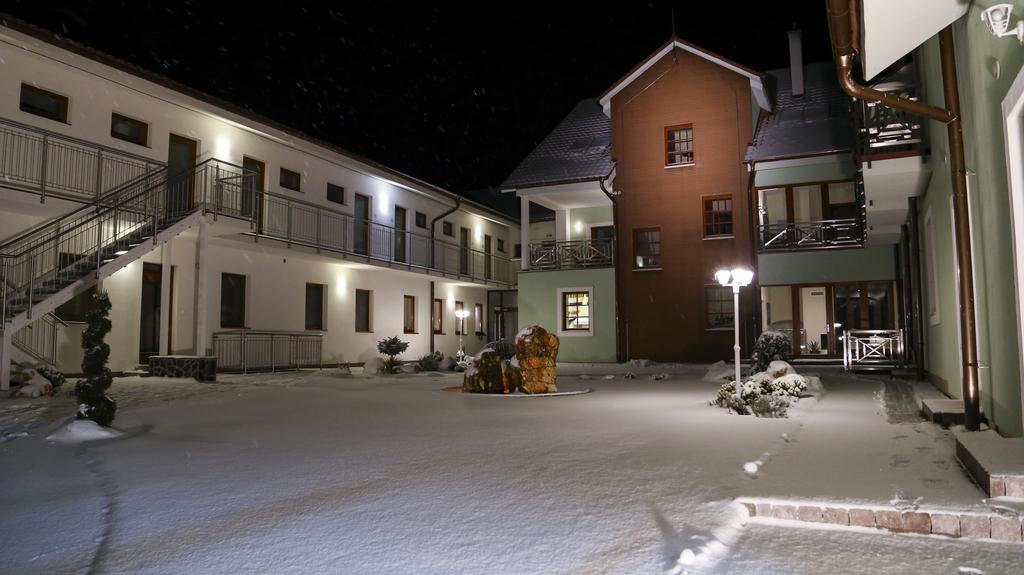 Penzion Tri Koruny Spisska Stara Ves Eksteriør bilde